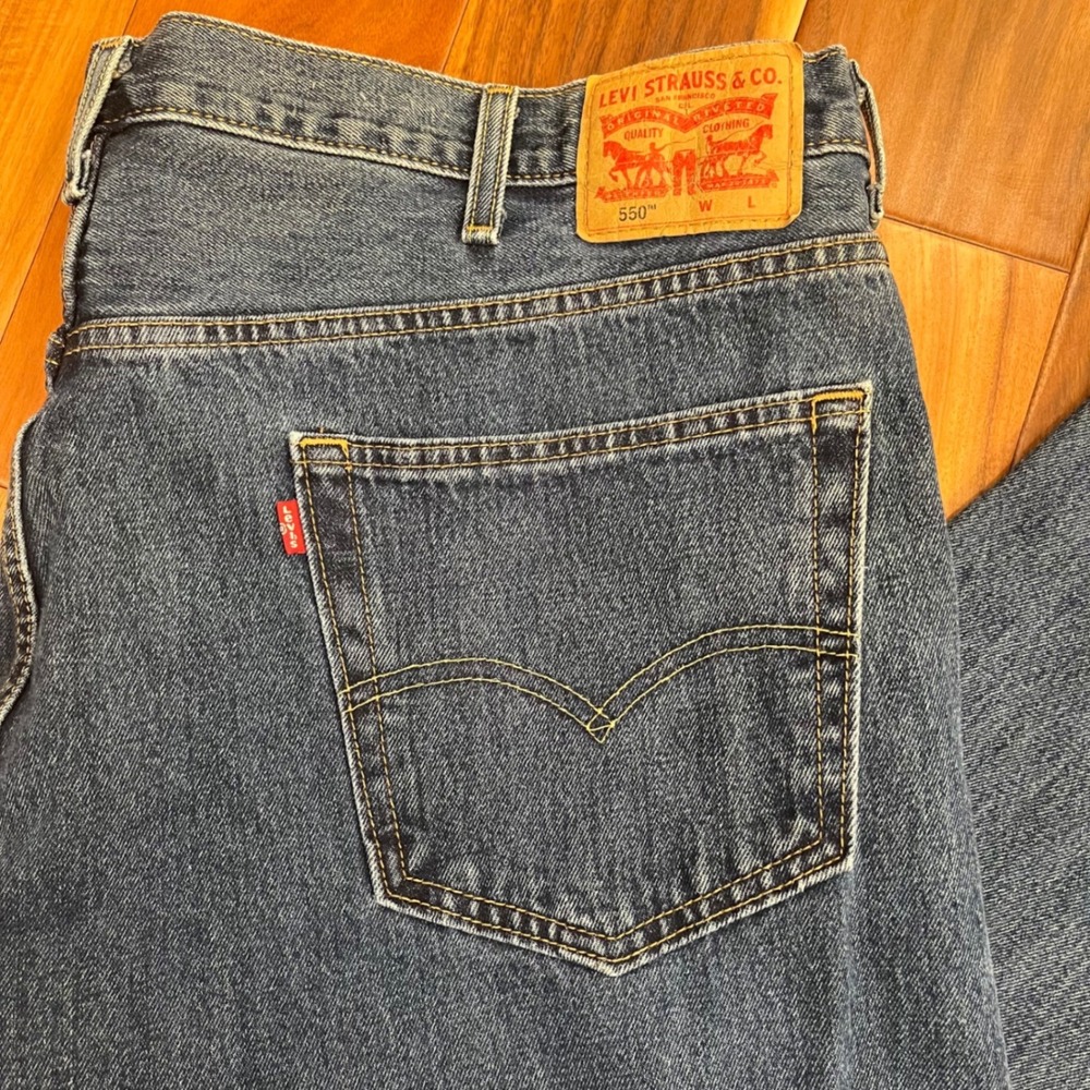 Levi's 550 Relaxed Fit Jeans‎ Men 44x30 Blue Medium Wash Tapered Leg Denim - Picture 11 of 11